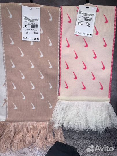 Шарф Nike Swoosh