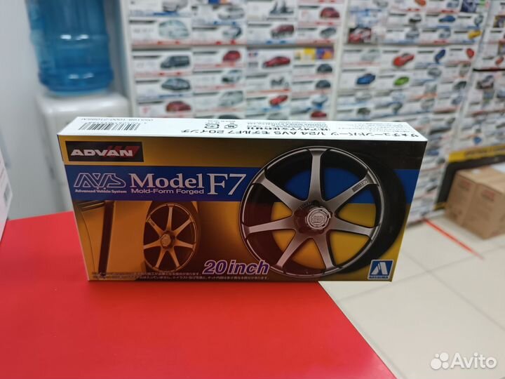05516 AVS Model F7 20inch 1:24 Aoshima