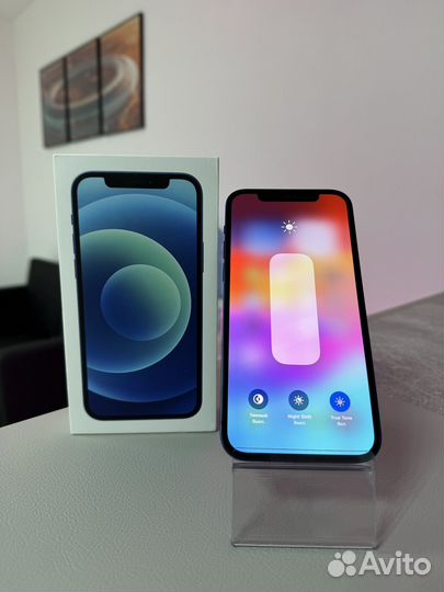 iPhone 12, 64 ГБ