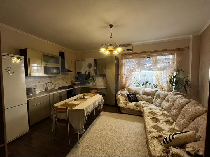 Дом 72 м² на участке 1 сот.