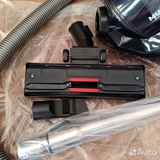 Пылесос с контейнером новый