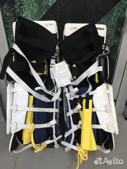 Щитки вратарские bauer totalone SR