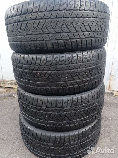 Pirelli Scorpion Winter 275/40 R22 108V