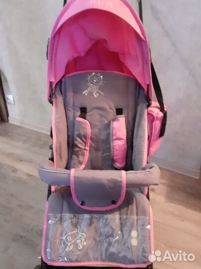 Прогулочная коляска