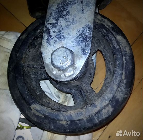 Опорное колесо для прицепа, поворотное