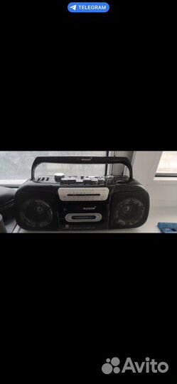 Кассетный магнитофон