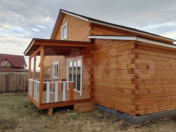 Дом 185 м² на участке 7,6 сот.