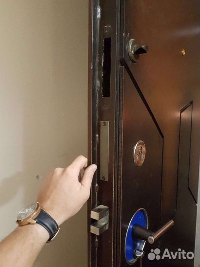 Вскрытие замков / Авто / Замена Установка замков