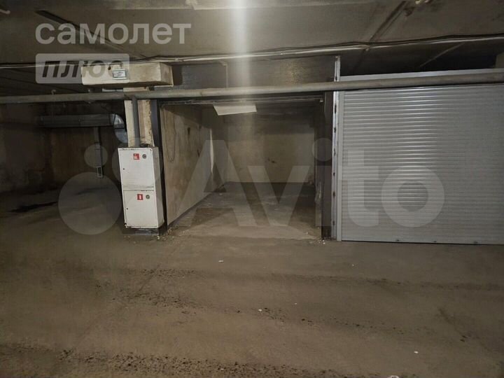 Машиноместо, 15 м²