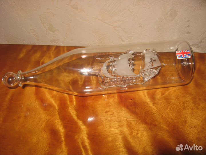 Кораблик в бутылке