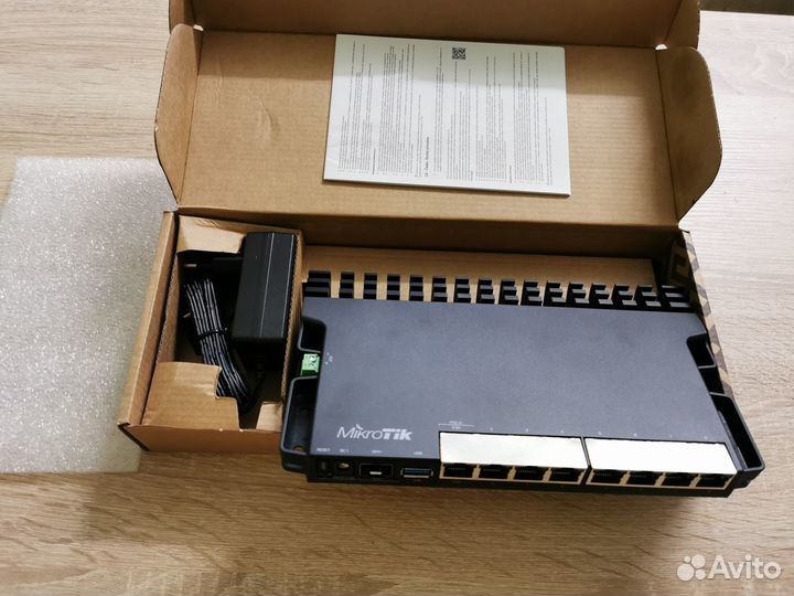 Маршрутизатор MikroTik RB5009UG+S+IN