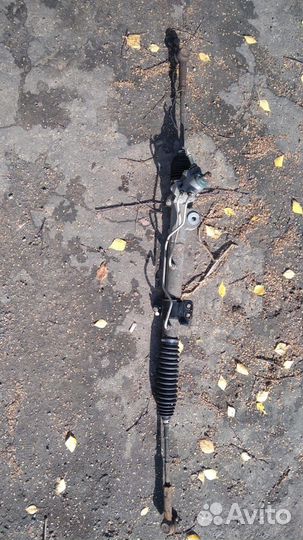 Рулевая рейка nissan sunny B 15