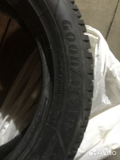 Arctic Trucks AT405 225/55 R18
