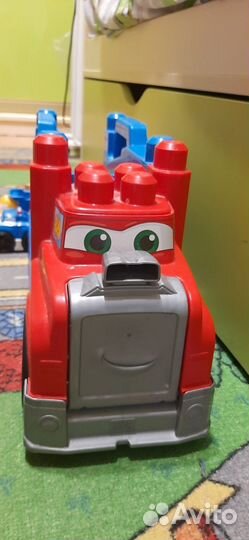 Машина Мега блокс