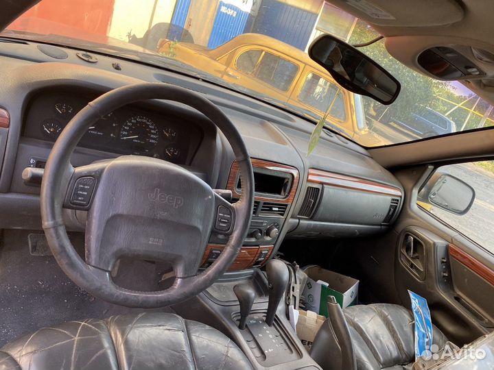 Запчасти салона Jeep Grand Cherokee WJ