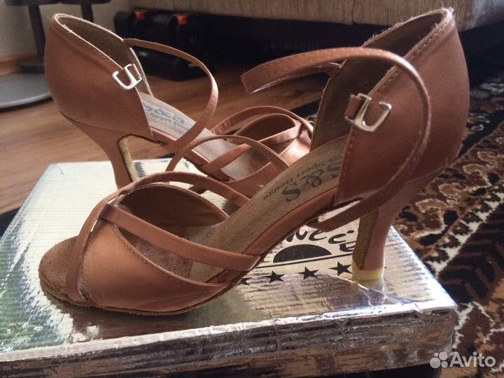 Туфли для спортивно-бальных танцев для девочки