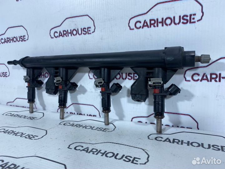 Рампа с форсунками Peugeot 308 euro 4 1.6 EP6 120