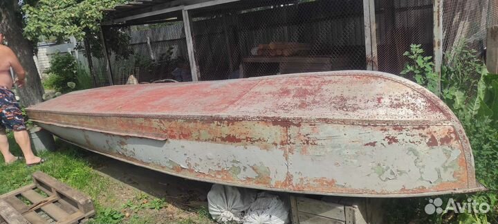 Продам лодку