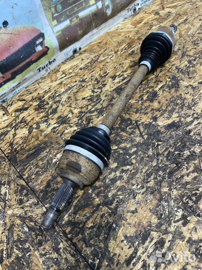 Привод в сборе левый Рено Логан 2