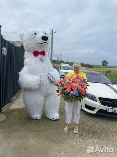 Белый мишка поздравление/Ростовая кукла