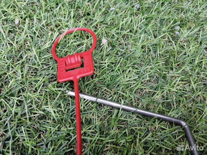 Активатор лючка бензобака Audi A4 B6 BDV 2004