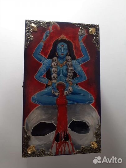 Шкатулка с ручной росписью 