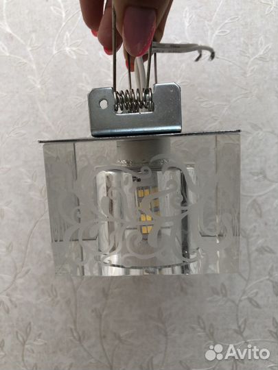 Светильник потолочный встраиваемый