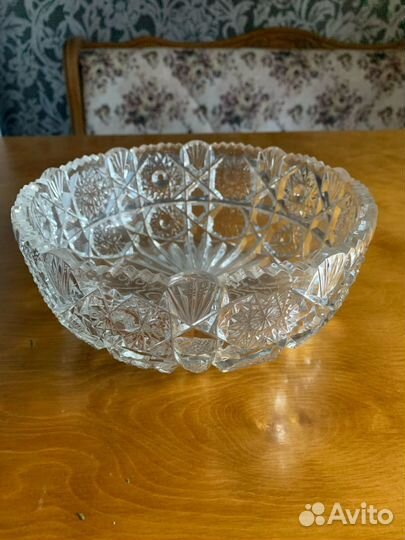 Ваза хрустальная