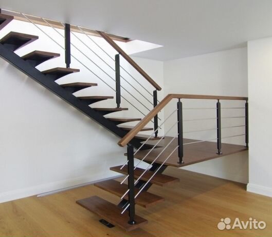 Металлический Каркас Г-образной Лестницы в Дом