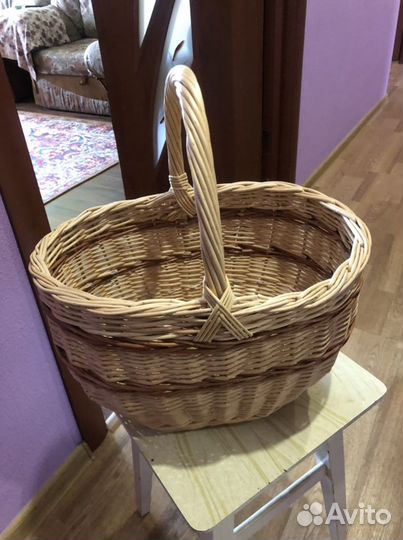 Корзина плетеная для походов в лес