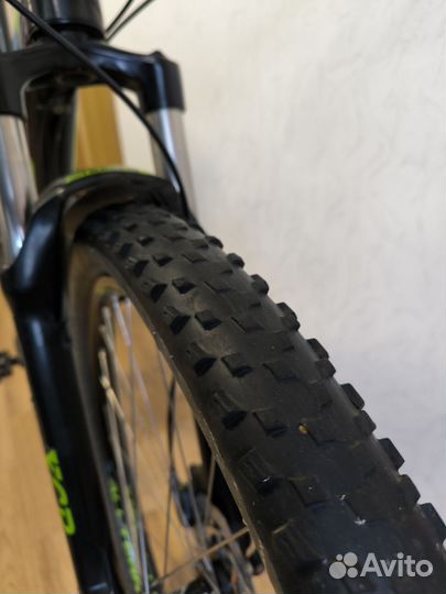 Велосипед GT avalanche elite 2019 27.5