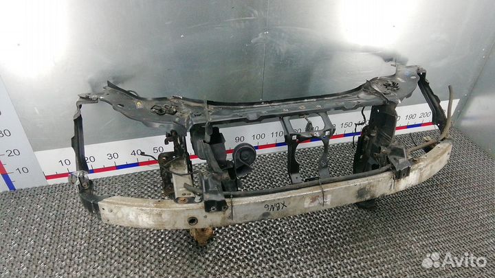 Передняя панель мерседес Е 211 (телевизор)