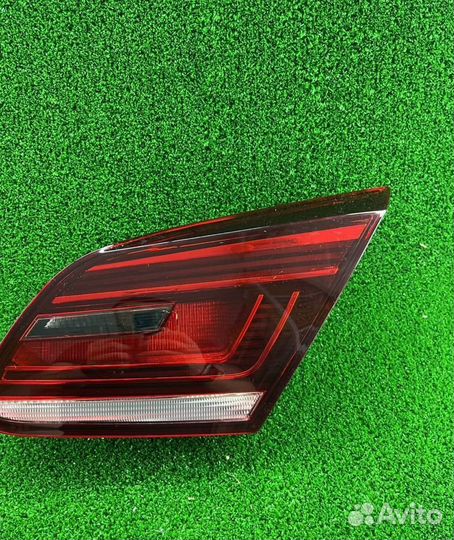 Фонарь задний правый Фольксваген Пассат CC 12-16 L