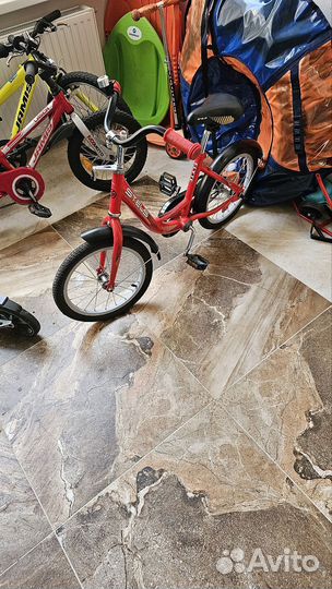 Детский трехколесный велосипед новый