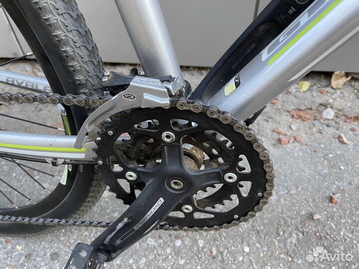 Gt avalanche 2.0 26” L, rock shox, slx