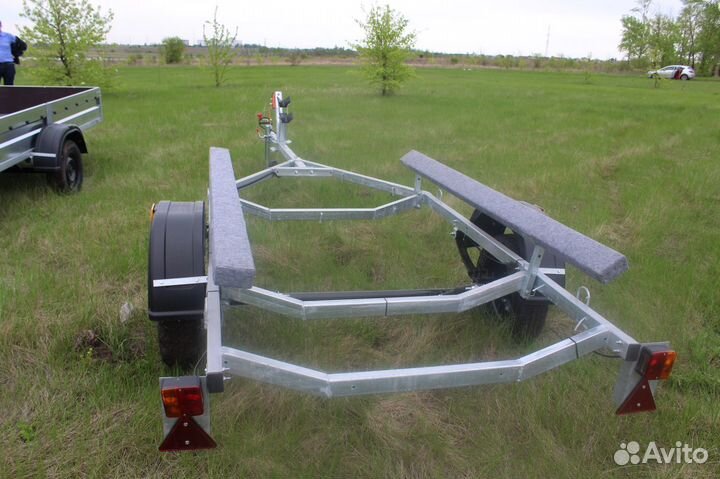 Прицеп лодочный, оцинкованный
