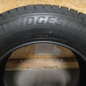 Bridgestone Blizzak Spike-02 225/65 R17 и 225/65 R17 T