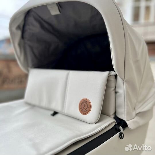 Коляска-люлька Roan Bloom кожа рама хром