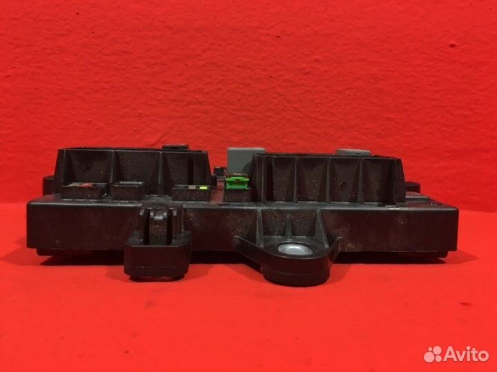 Блок предохранителей в салон Opel Astra J A16XER