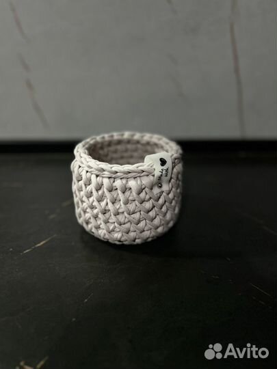 Интерьерная корзина из трикотажной пряжи