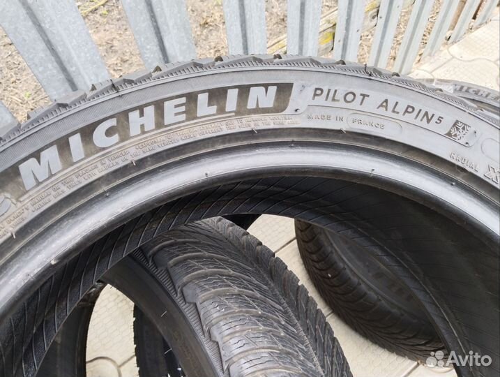 Michelin Pilot Alpin 5 235/45 R19 99V