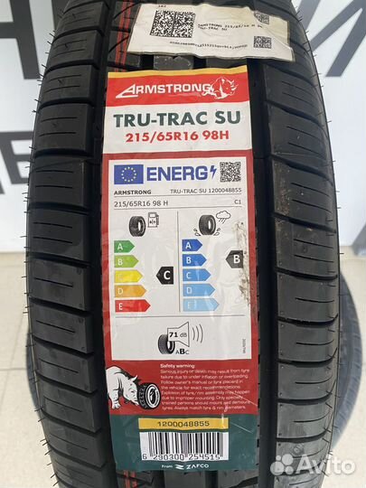 Armstrong Tru-Trac SU 215/65 R16 102T