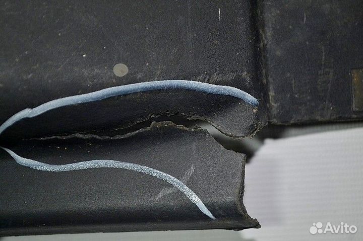 Крышка аккумуляторного ящика MAN TGA 18.480 (01.00