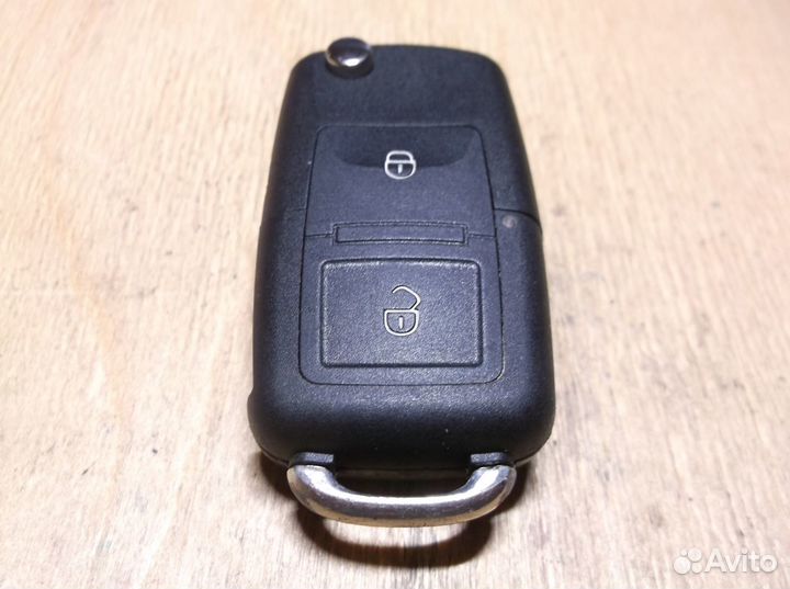 7M3 959 753 Sharan/Alhambra/Cordoba/Ibiza key