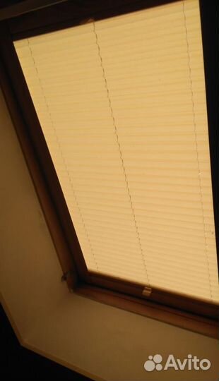 Шторы на мансардные окна