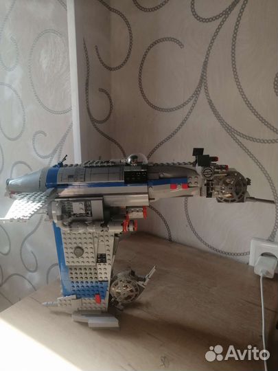 Конструктор lego Star Wars 75188 Бомбардировщик