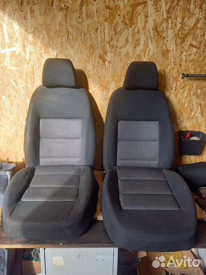 Сиденье салонное Skoda Octavia Scout