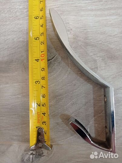 Крючок мебельный