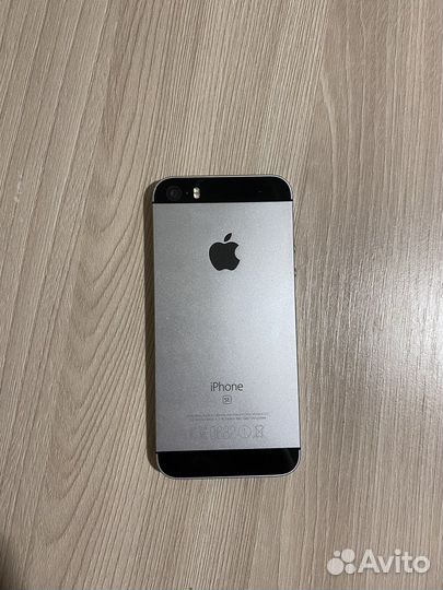 Айфон se