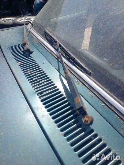 Трапеция дворников в сборе с мотором Волга 31105